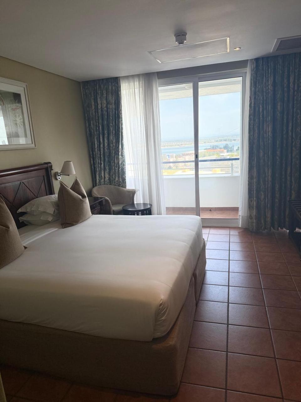 Hotel Cardoso Maputo Eksteriør billede